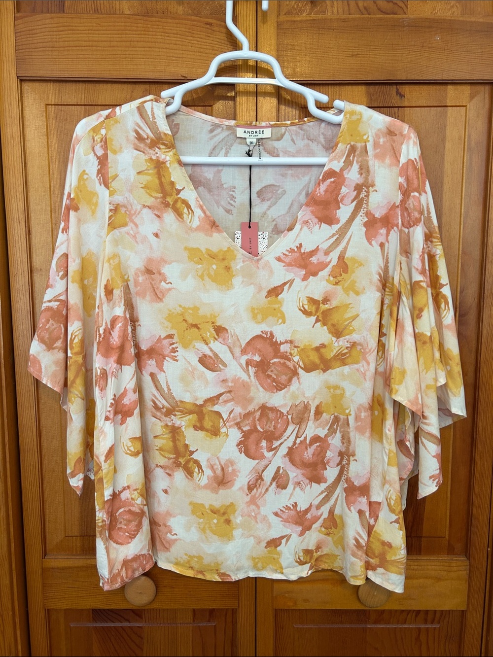 ANDREE BY UNIT Peach & Mustard Floral V‑Neck Tunic 2X Kimono Sleeves